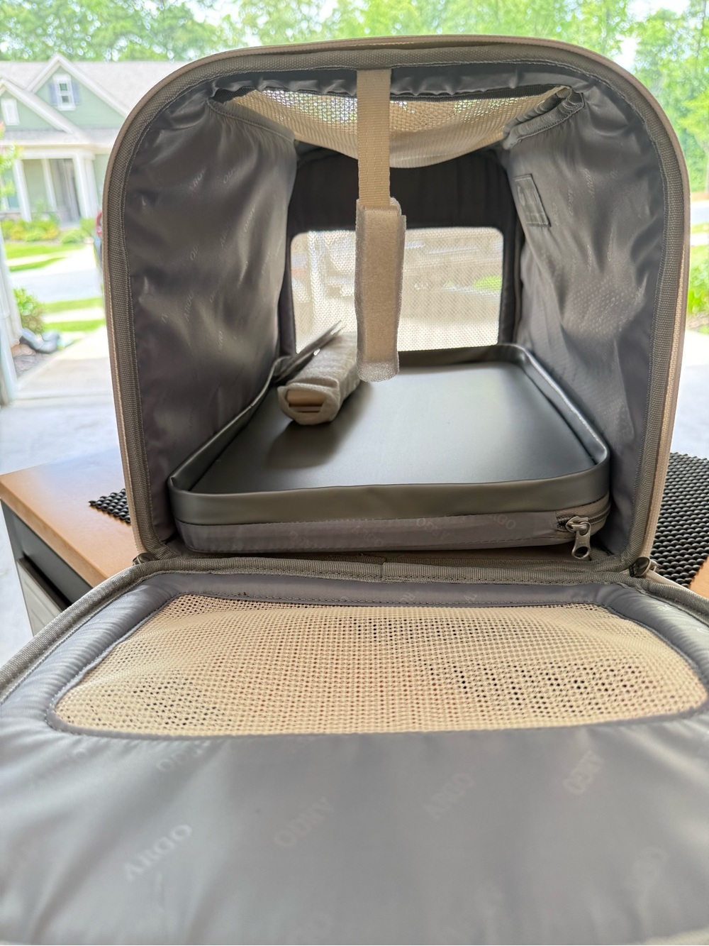 Cream and Tan Small Pet Duffel Carrier - Picture 10 of 11